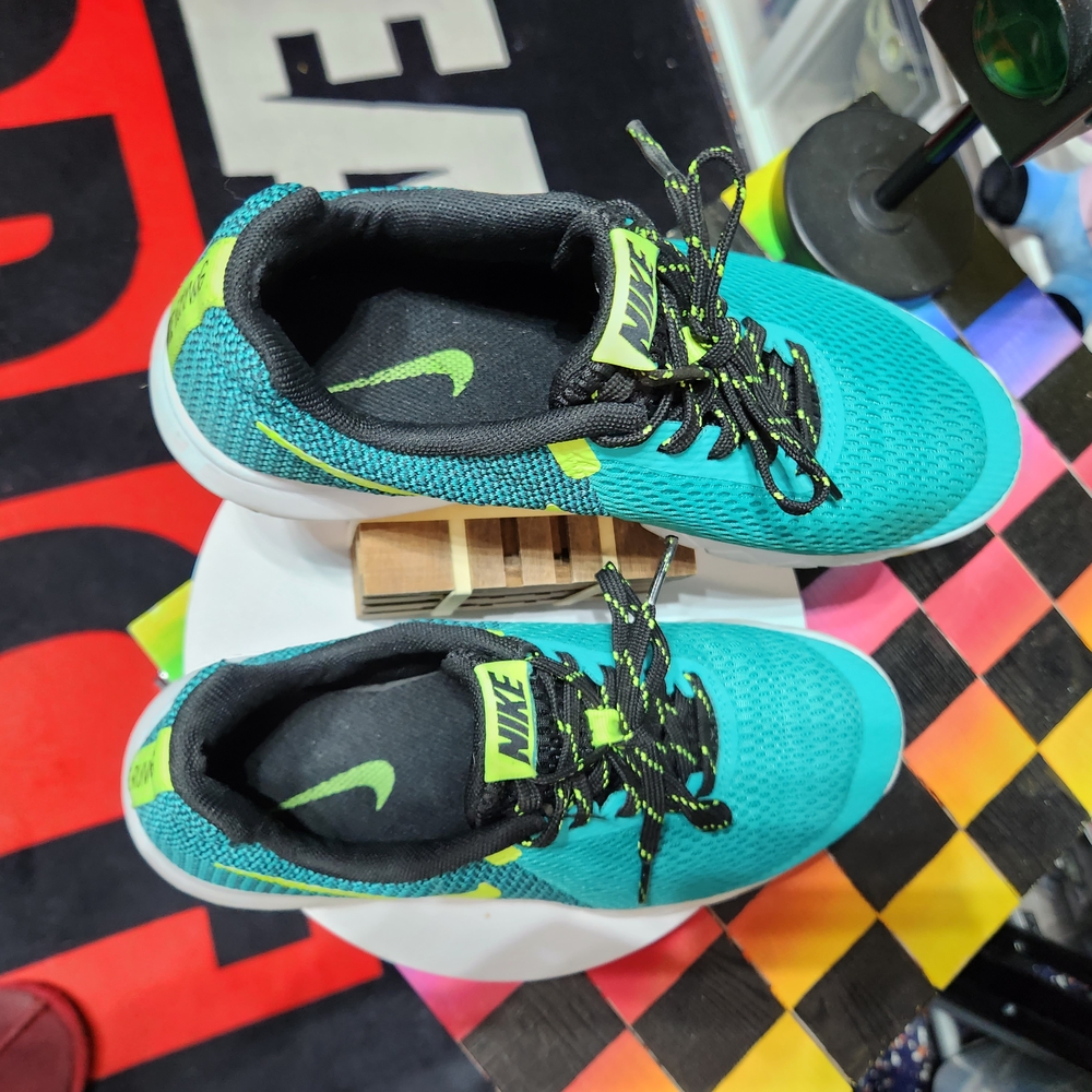 Nike Teal and Neon Green Athletic Running Shoes - Picture 4 of 7